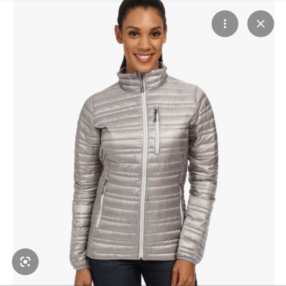 Patagonia Women's Ultra Light Down Jacket Sz Small